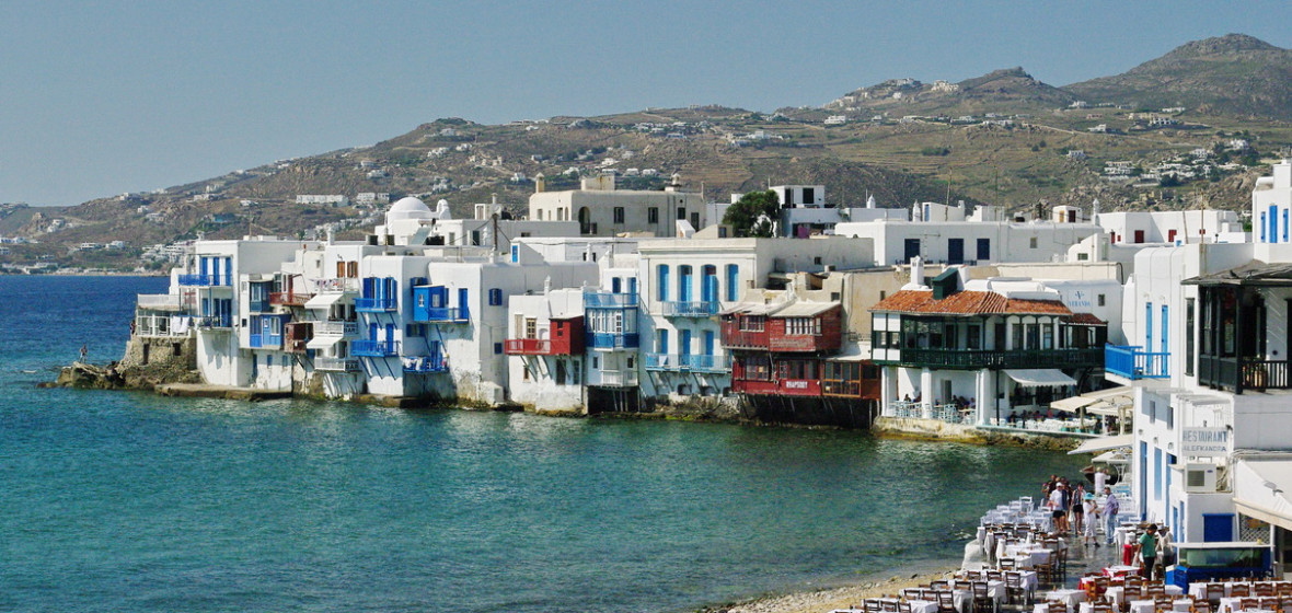 Japanese Restaurant near Mykonos old port with best sunsets in