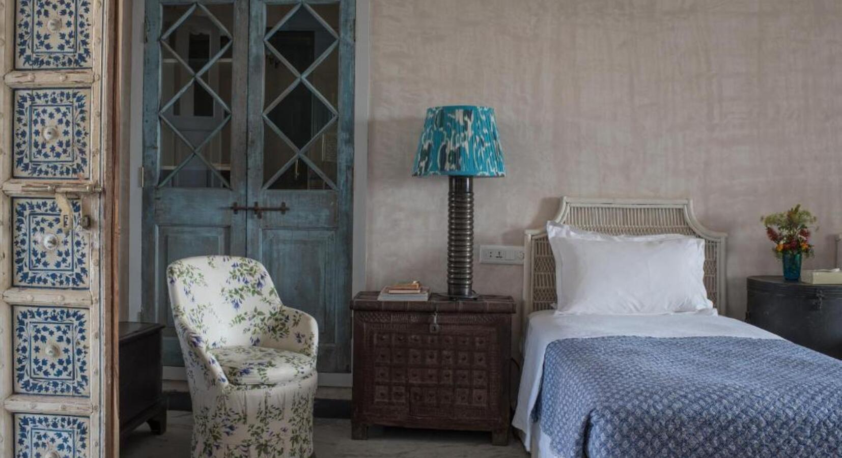 Twin Bedroom 