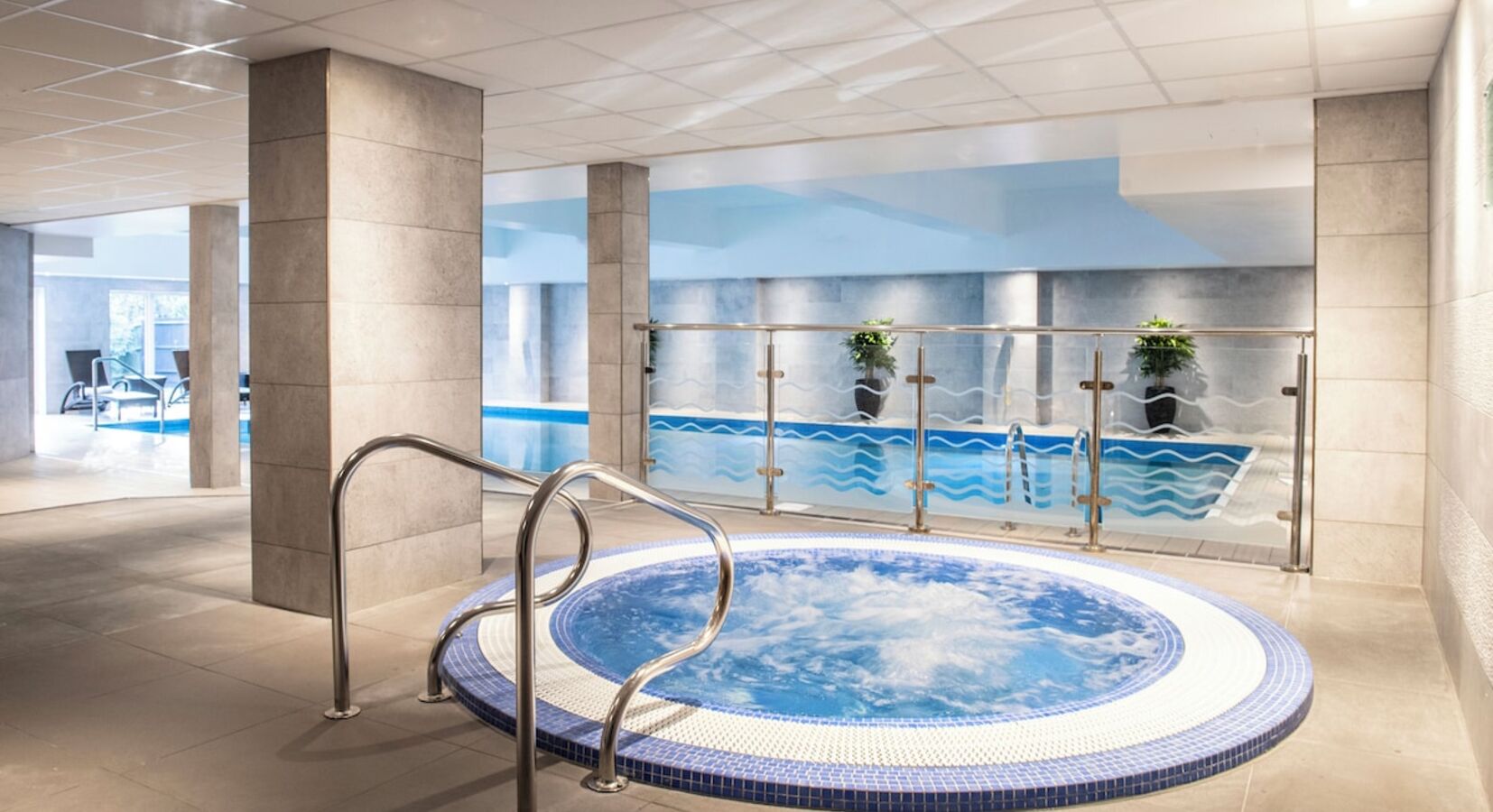 Indoor Pool and Spa Tub