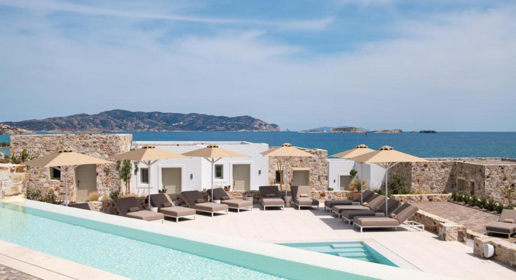 Pool area