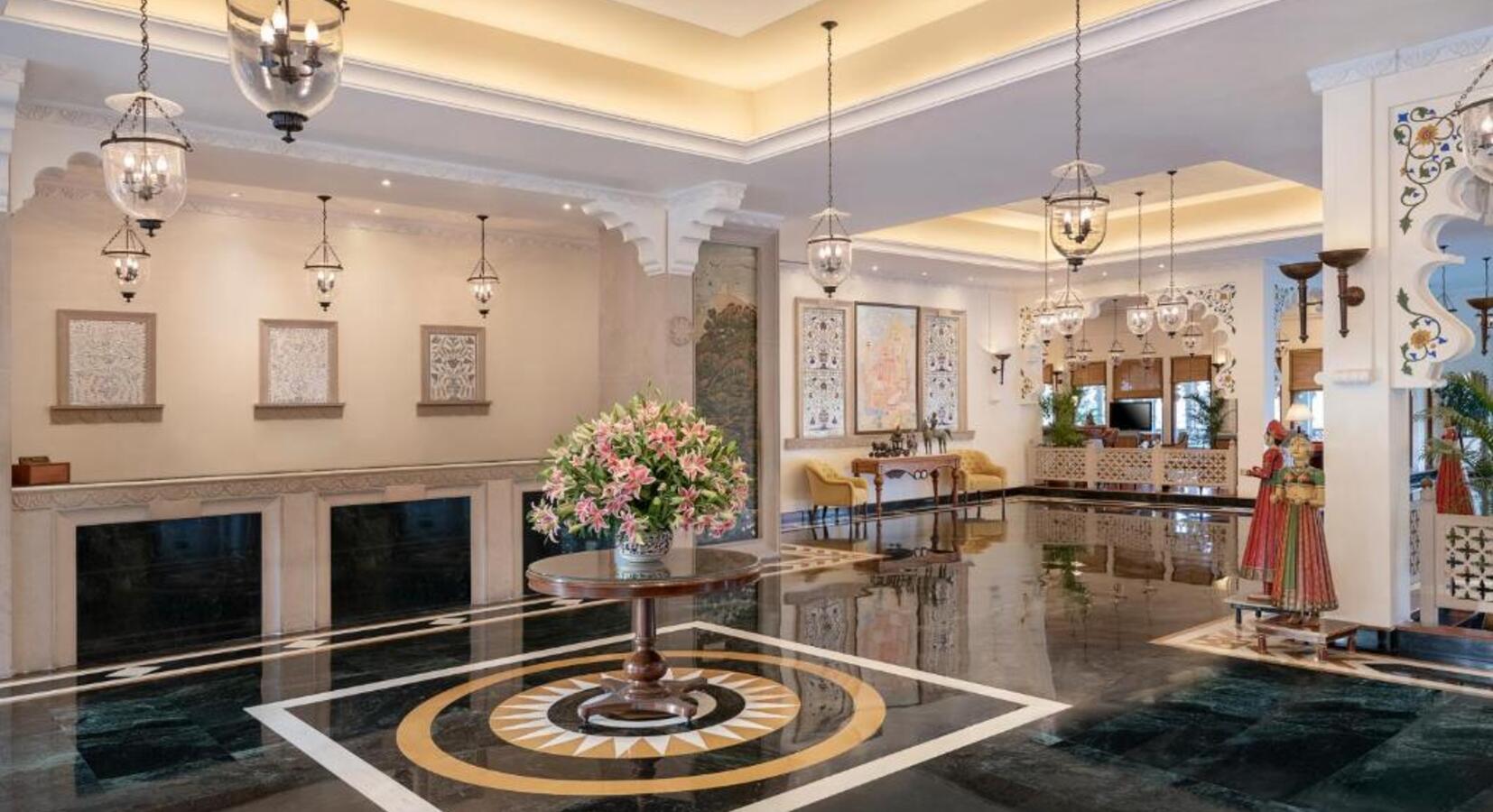 Hotel Lobby