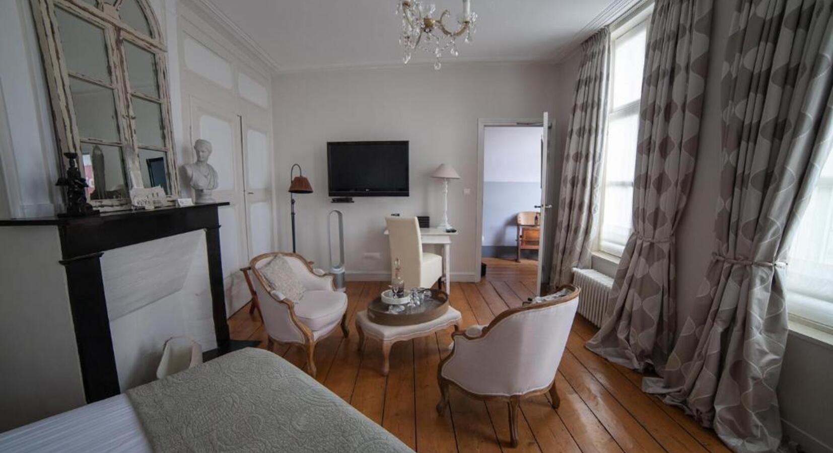 The Bell Tower Bedroom 