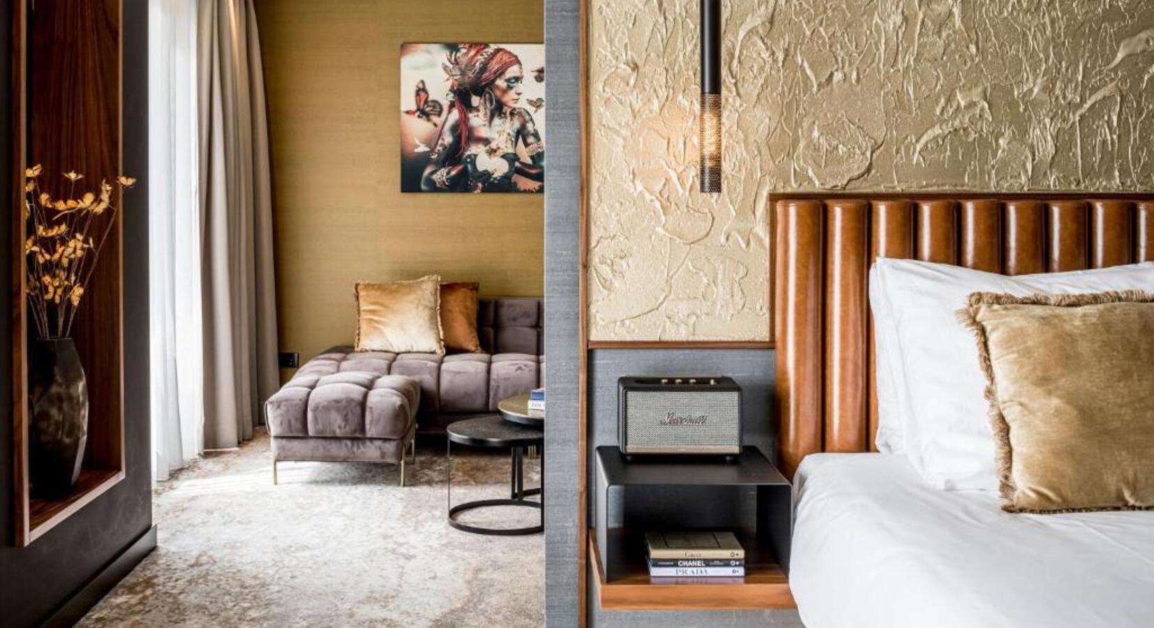 Photo of Alexander Hotel