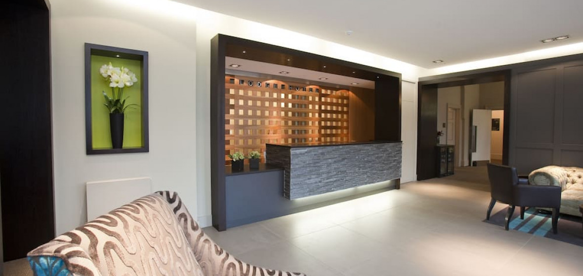 The Lodge Hotel, London. Expert reviews and highlights The Hotel Guru