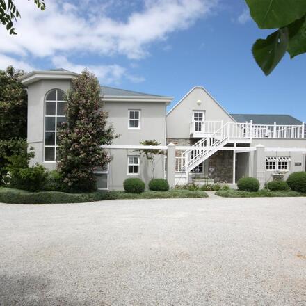 Ocean Eleven Guest House