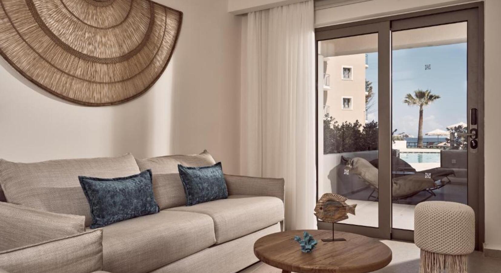 Junior Suite with Outdoor Tub