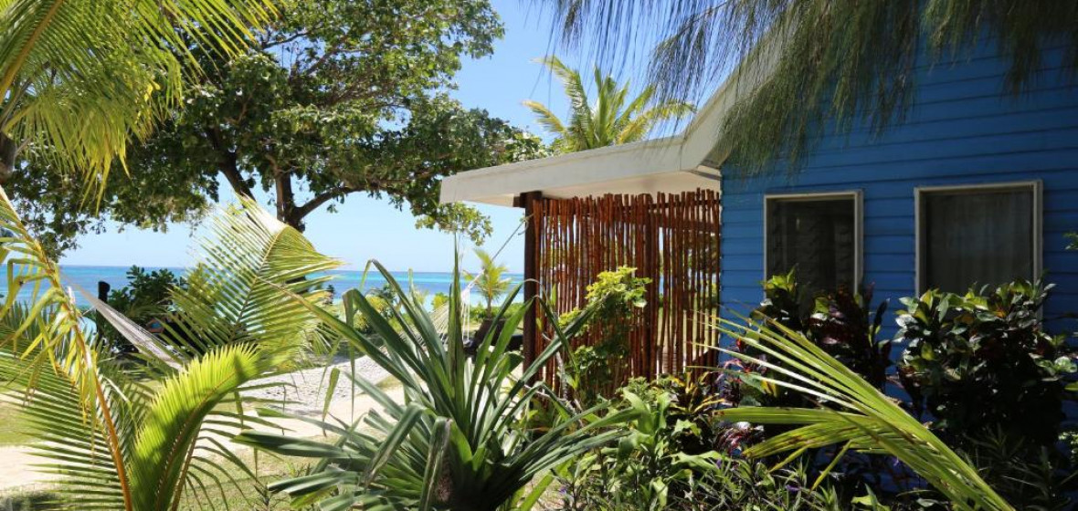Oarsman's Bay Lodge, Fiji (Nacula Island). Expert reviews and highlights The Hotel Guru