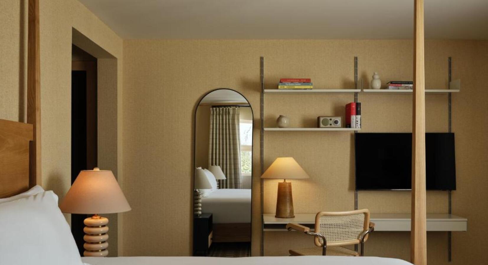 Guestroom details