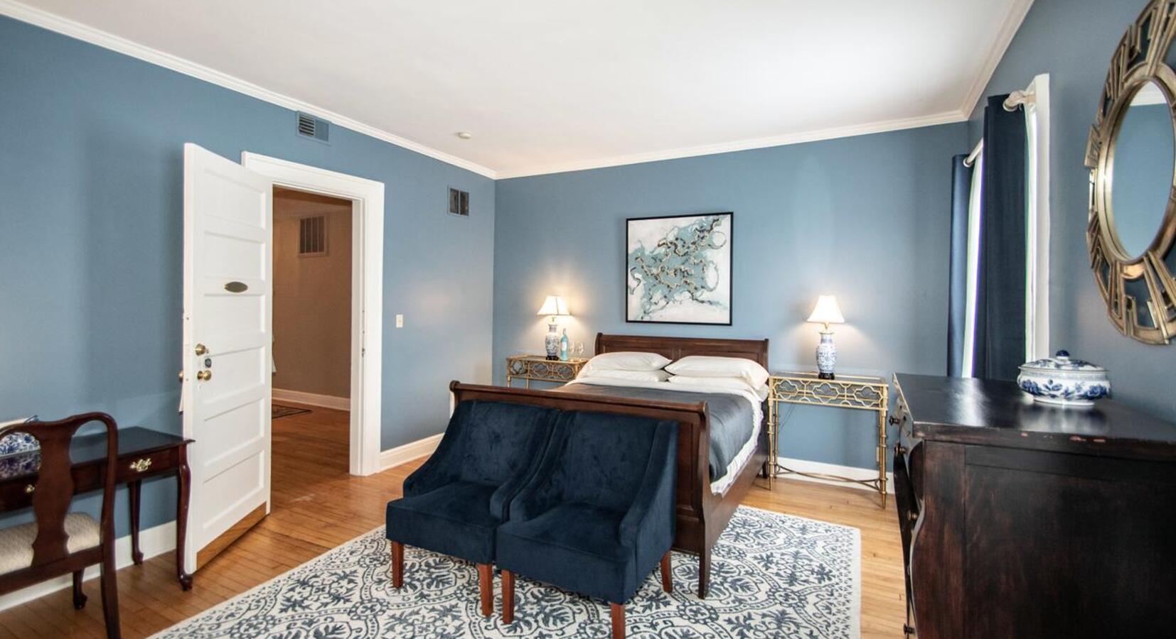 Foto von The Looking Glass Inn
