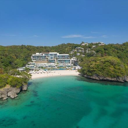 Crimson Resort & Spa