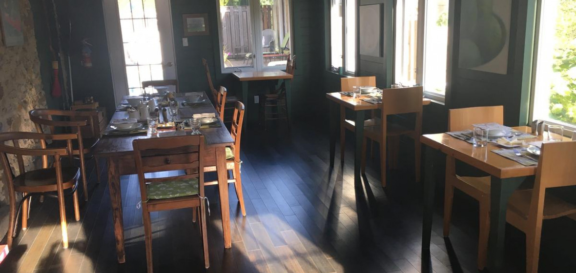 Denaut Mansion Country Inn, Ontario Review | The Hotel Guru