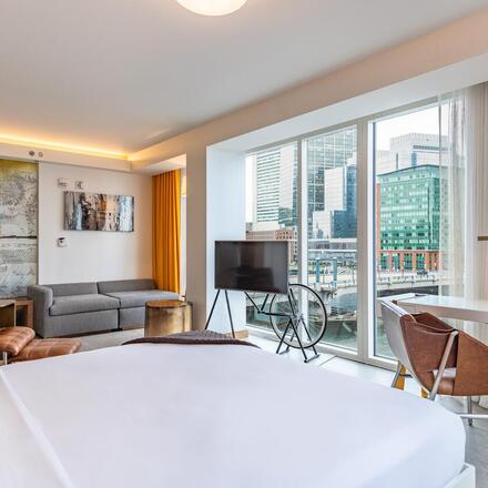 The Envoy Hotel
