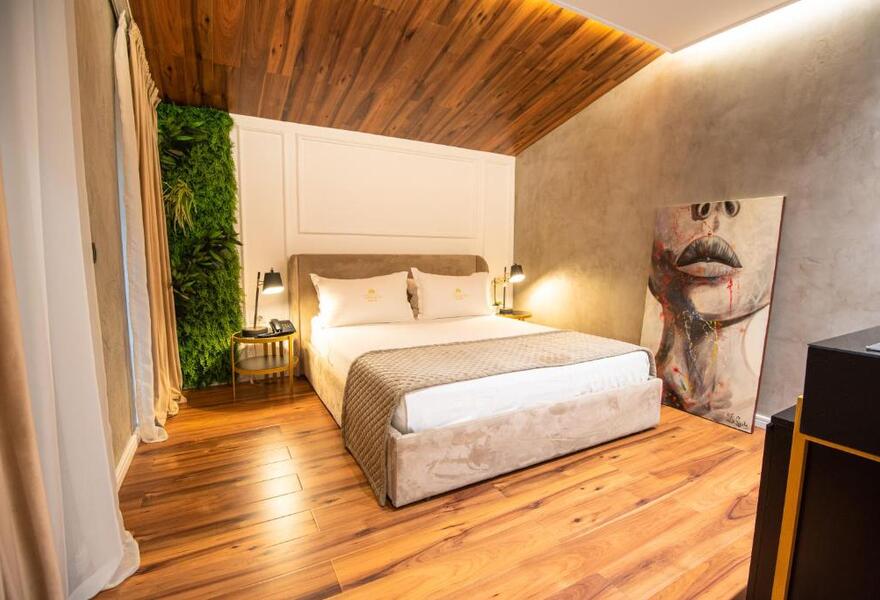 La Suite Boutique Hotel