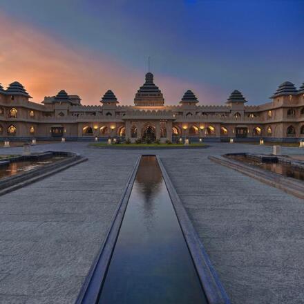 Evolve Back Hampi