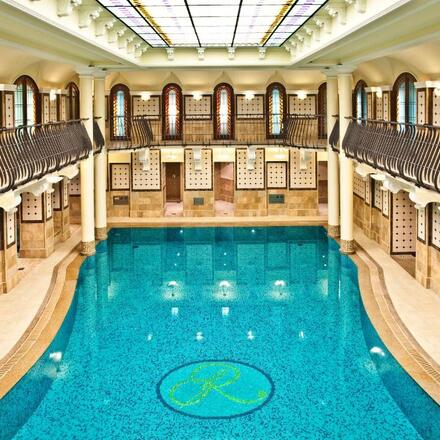 7 Best Budapest Hotels with Pools