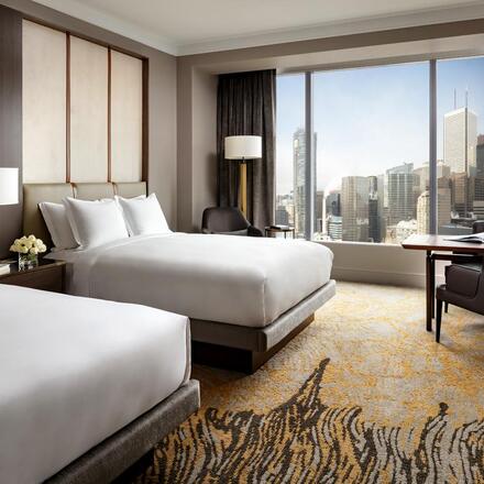 Top Family Friendly Hotels in Toronto