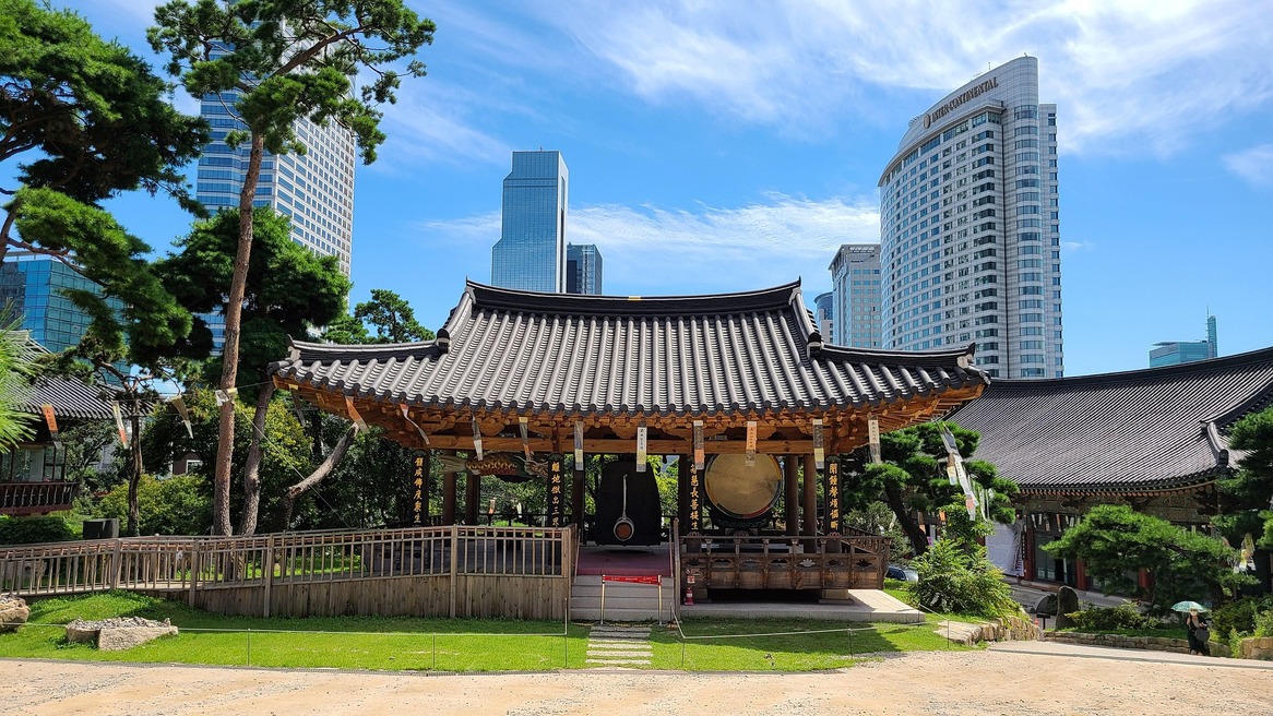 Where to Stay in Seoul