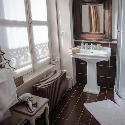 The Rampart Bathroom 