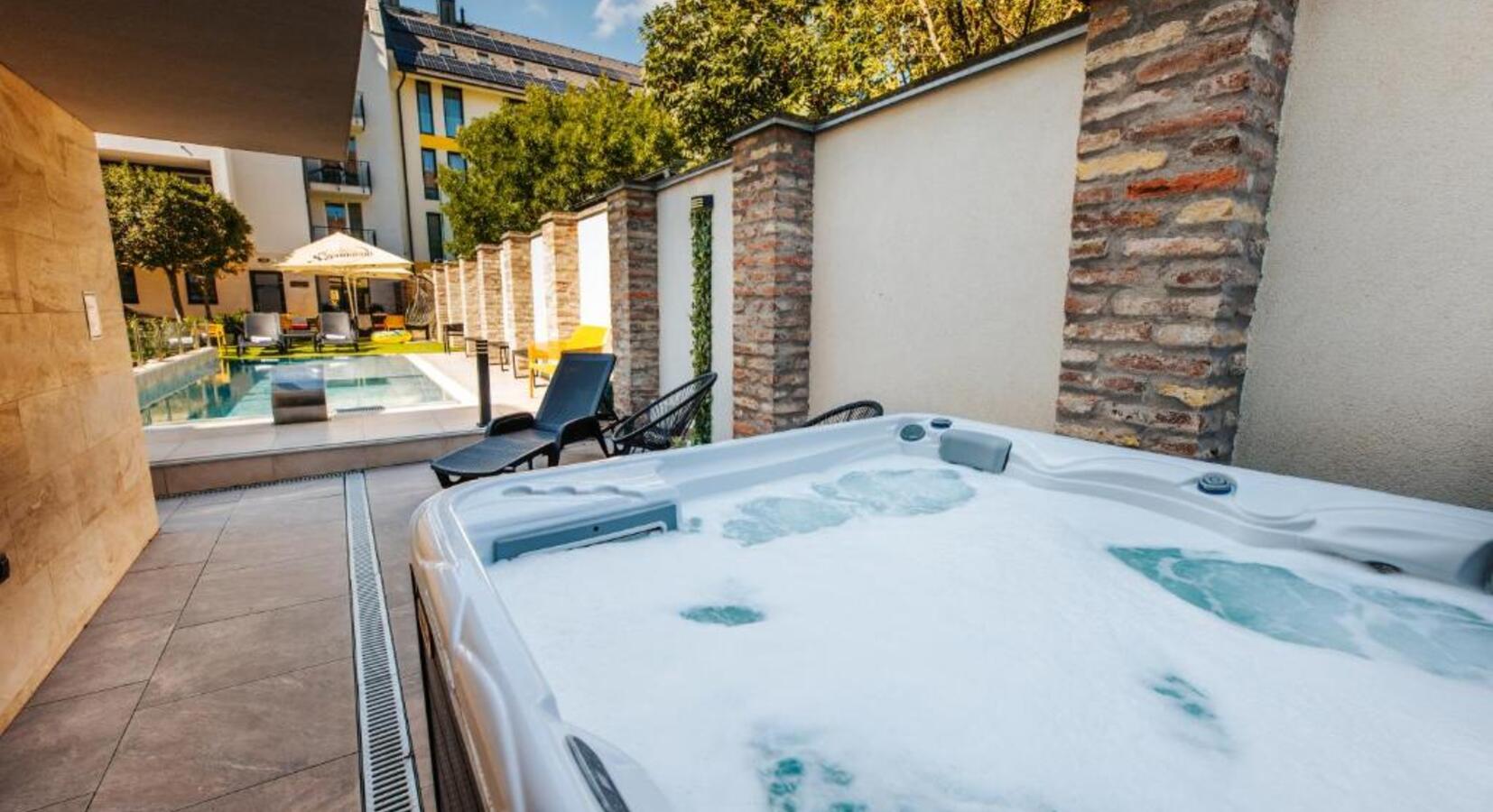 Hot tub