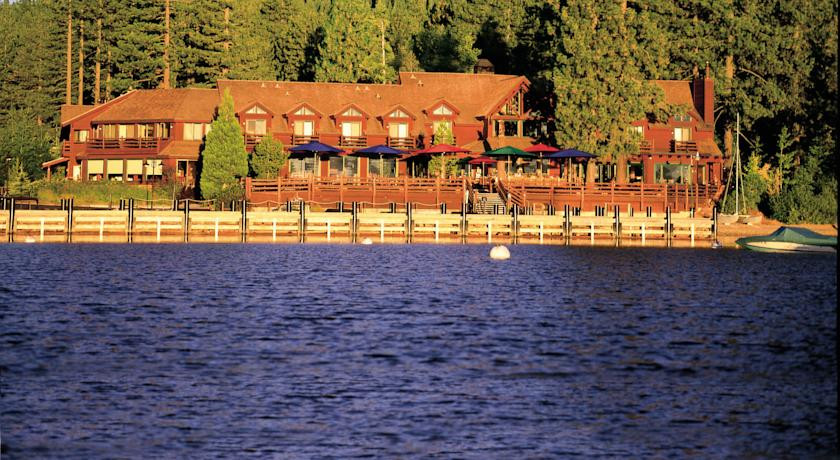 Sunnyside Restaurant and Lodge, Tahoe City Review | The Hotel Guru