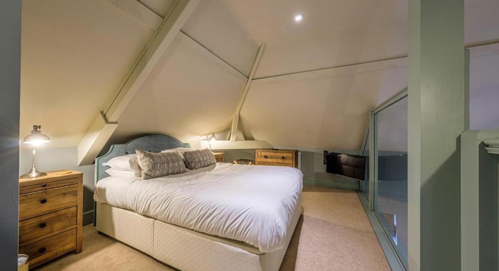 Loft Apartment