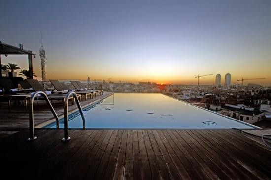 hotel swimming pool