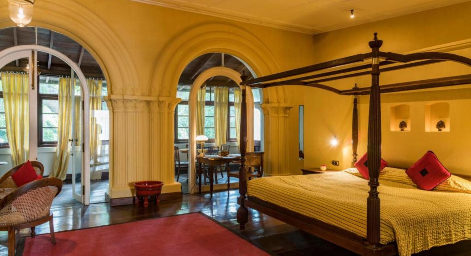 Double Bedroom 