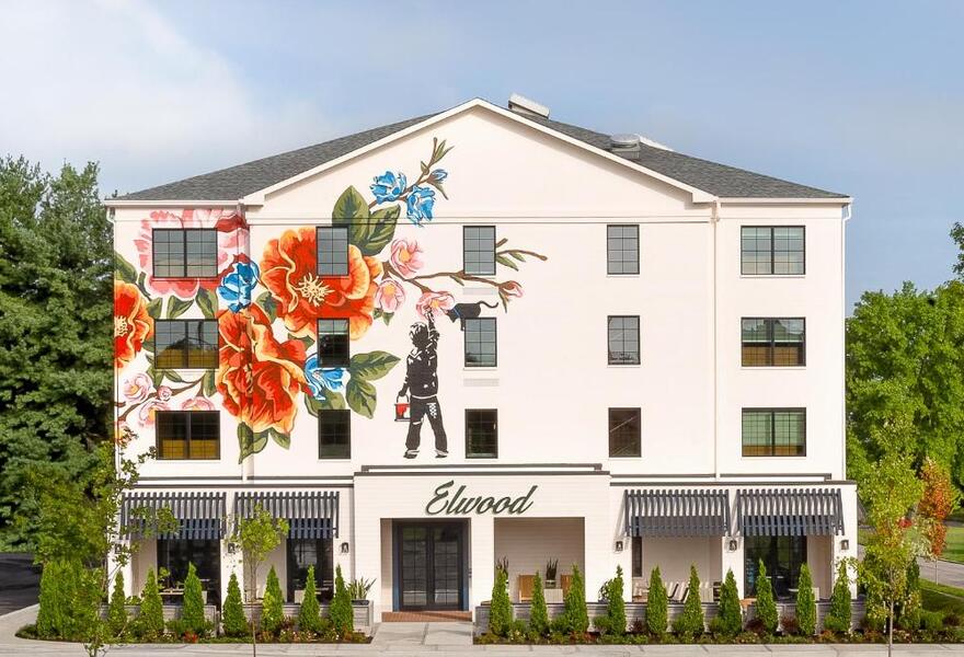 Elwood Hotel