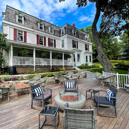 Harbour Cottage Inn