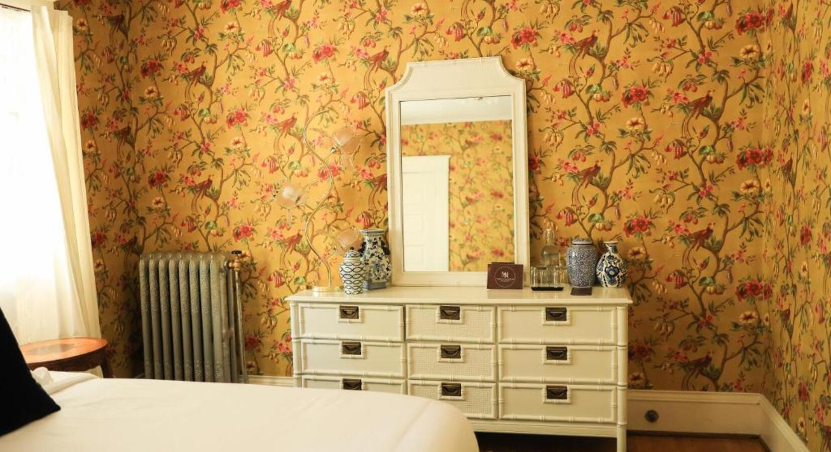 Guestroom details