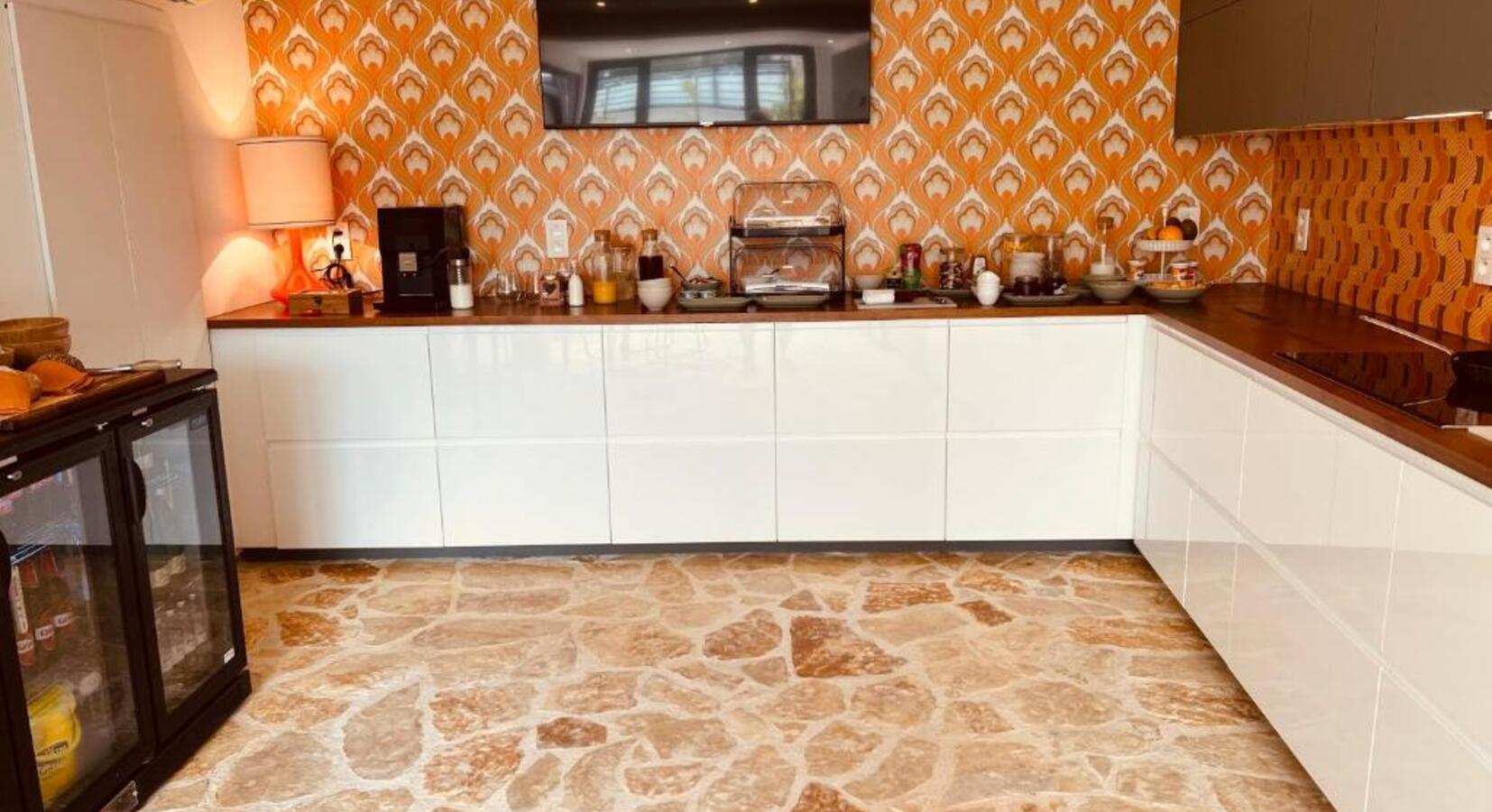 Kitchen area