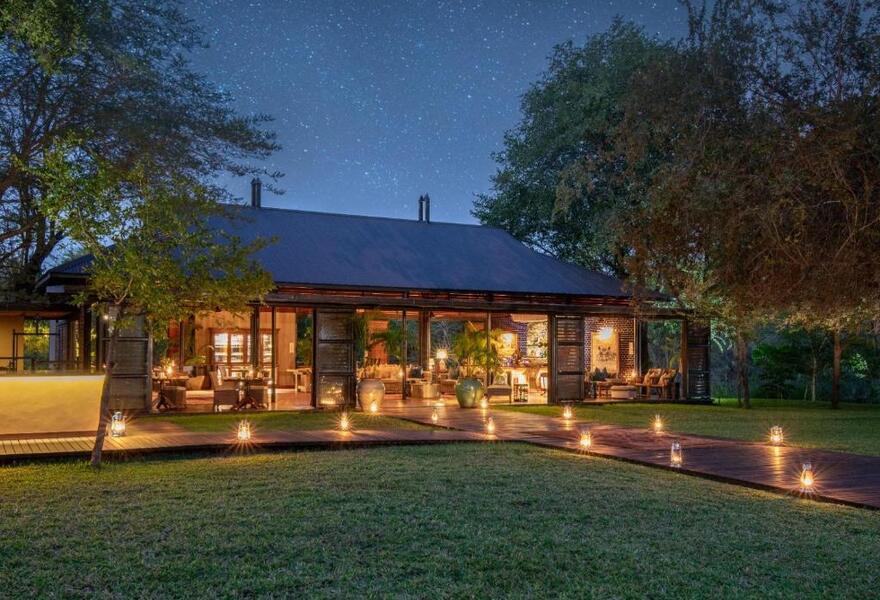 Mukwa River Lodge