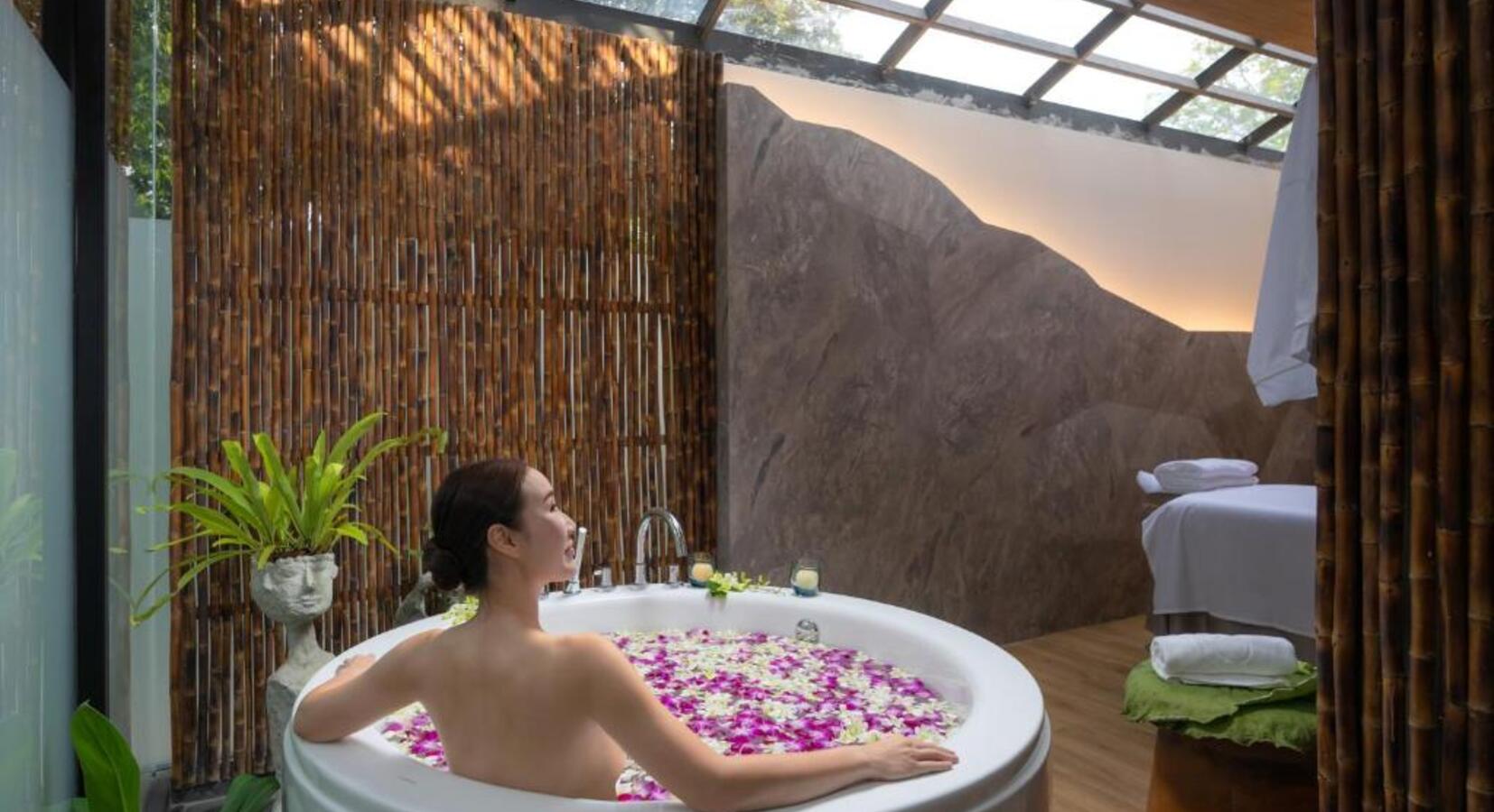 Spa area