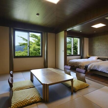 Hakone Lake Hotel
