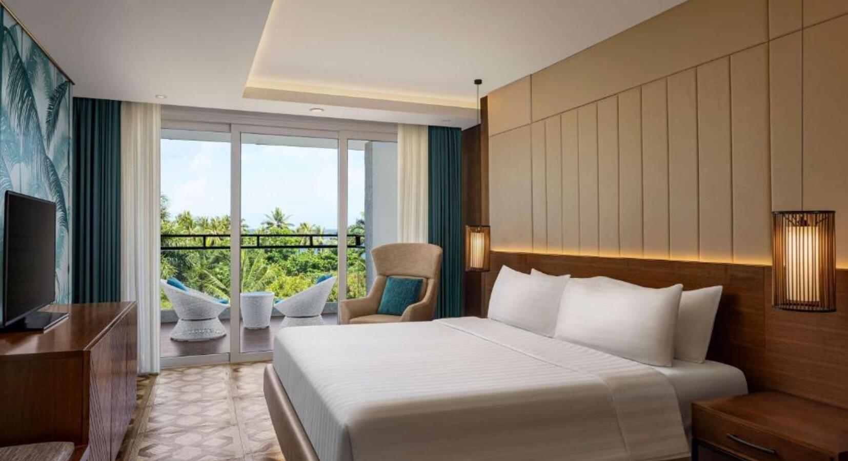 Superior King Room