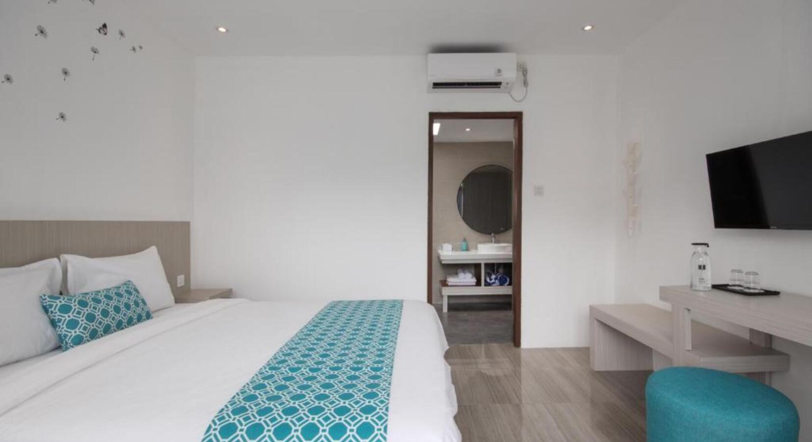Deluxe Bungalow - Bedroom