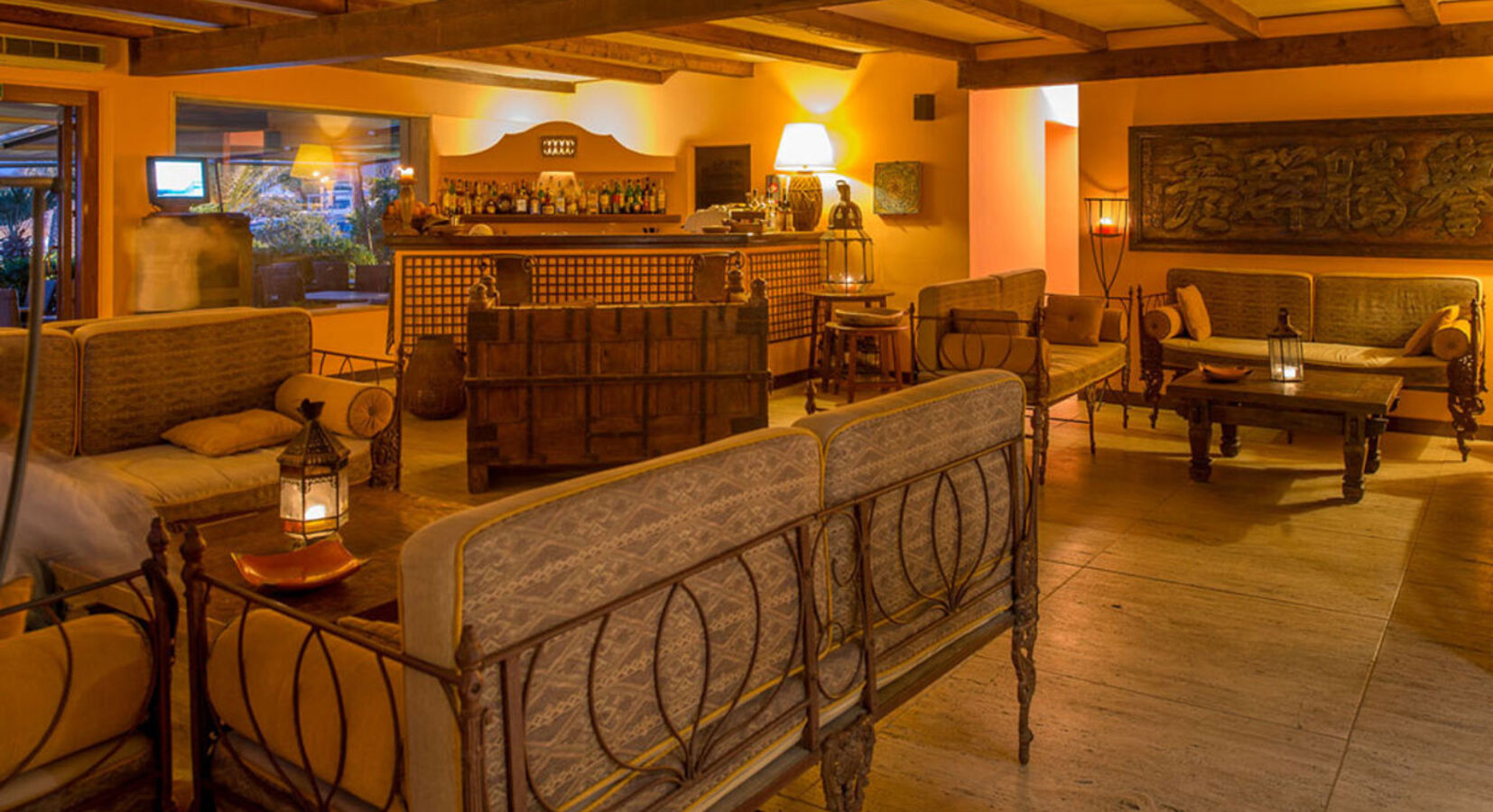 Jacaranda Restaurant