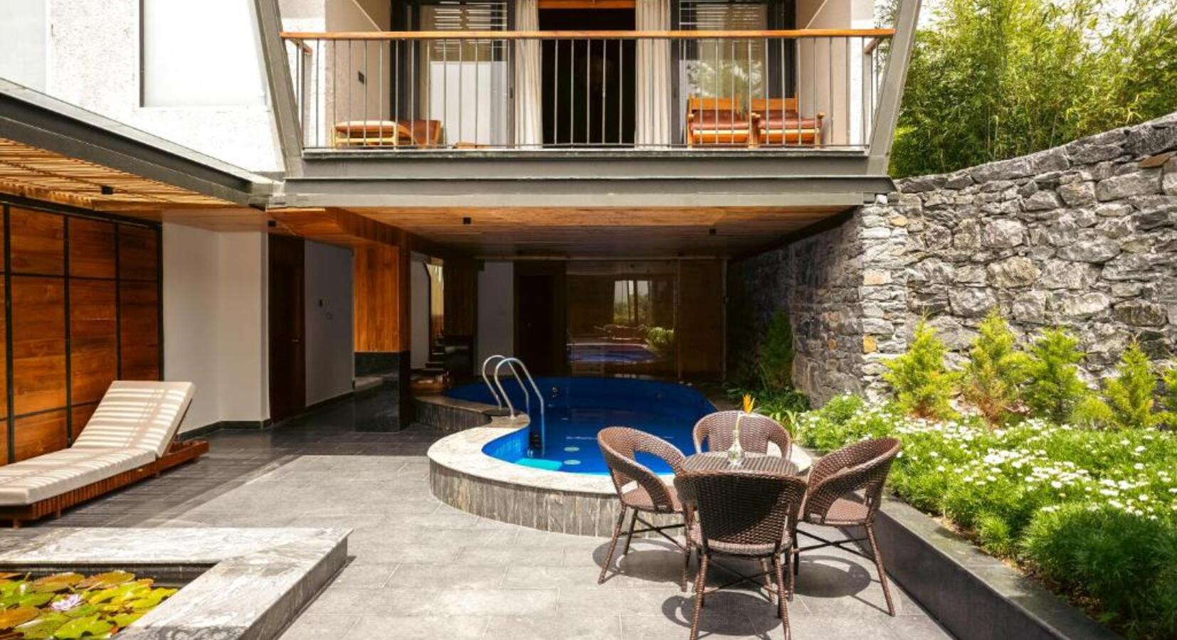 Deluxe Garden Chalet with Pool