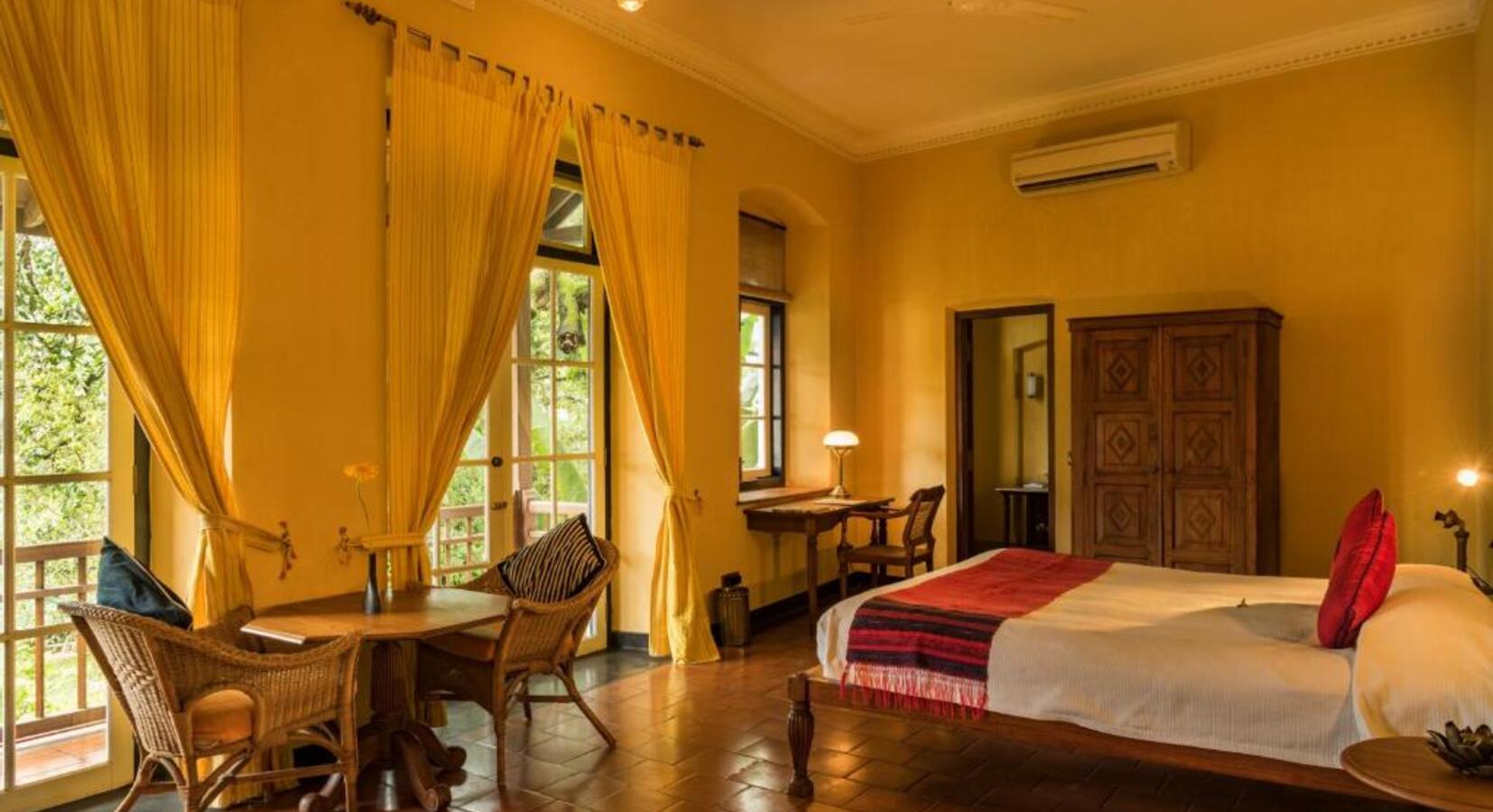 Double Bedroom 