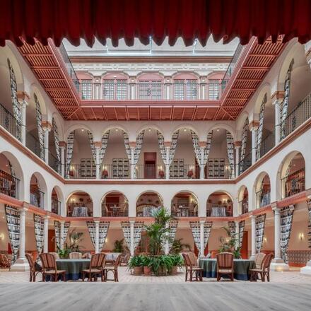 Cristine Bedfor Seville