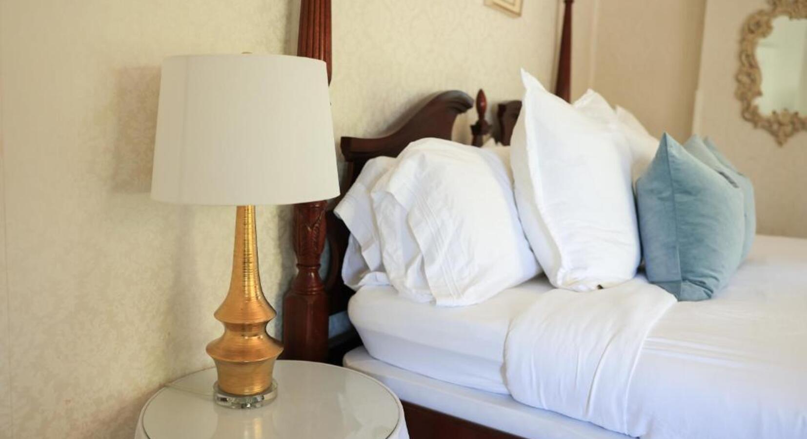 Guestroom details