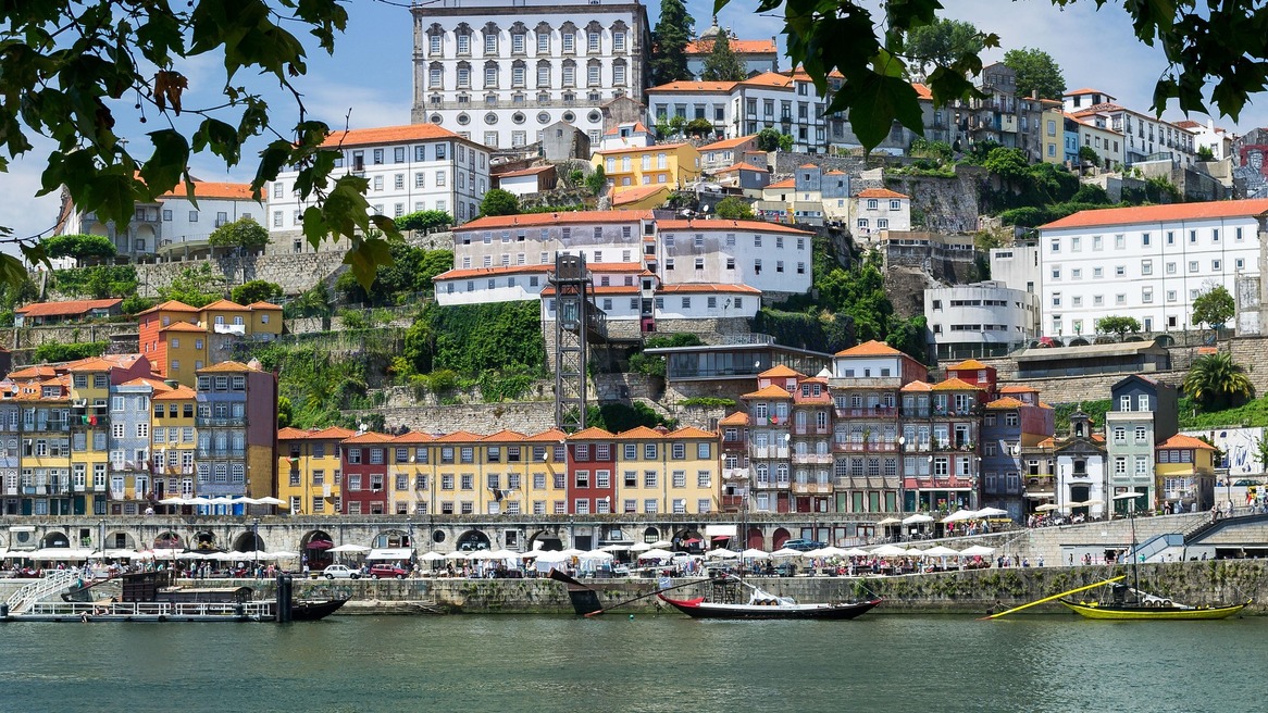 Where to Stay in Porto