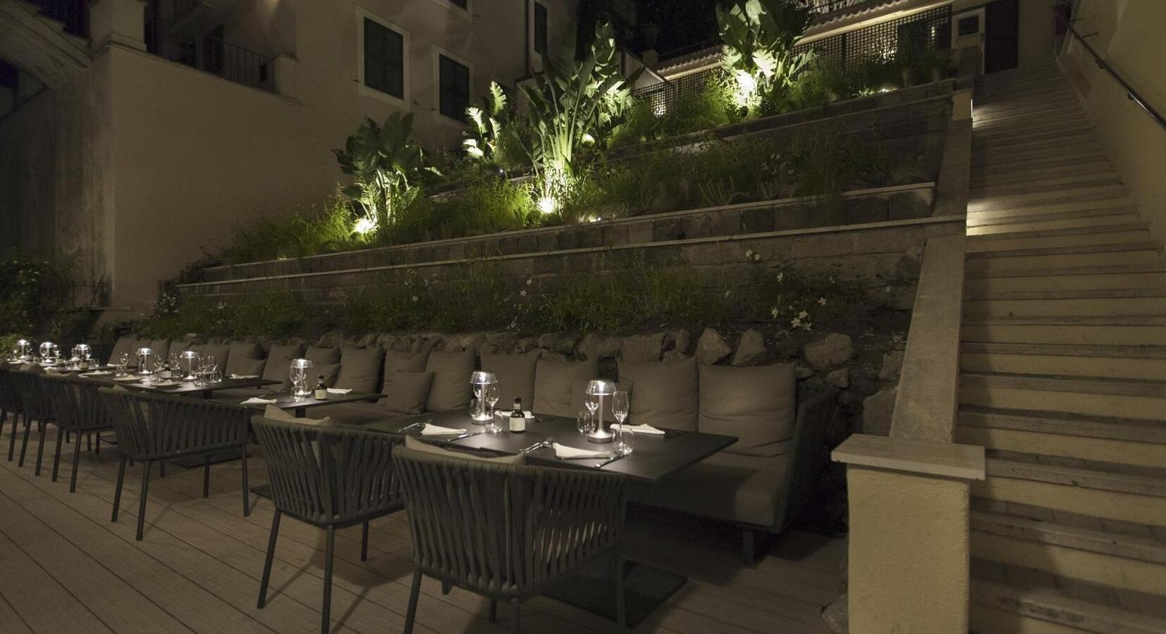 Hotel restaurant
