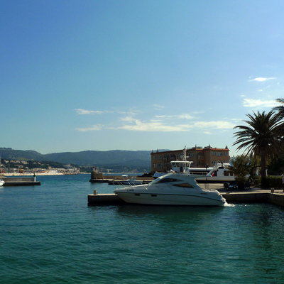 Ile de Bendor hotels