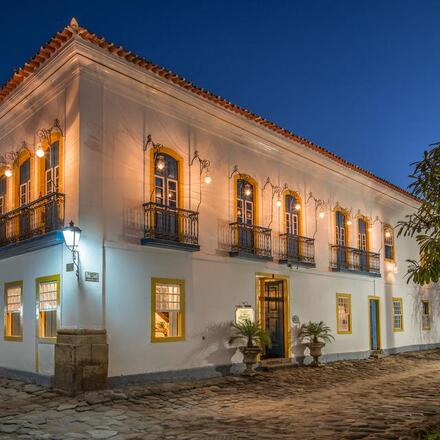 Sandi Hotel