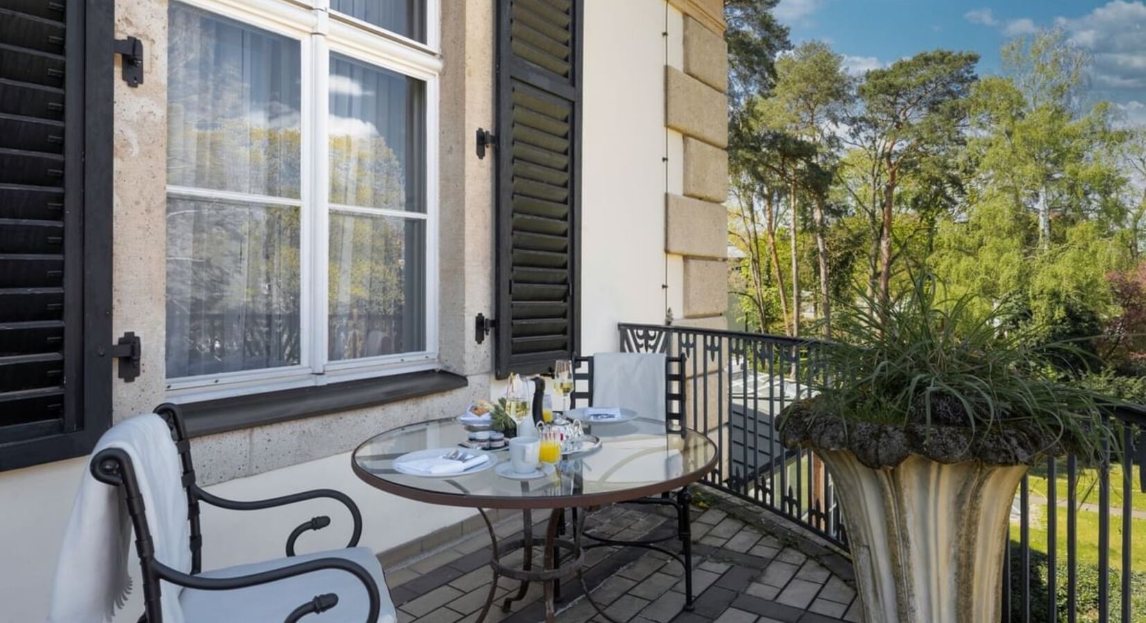 Guest Suite Private Balcony