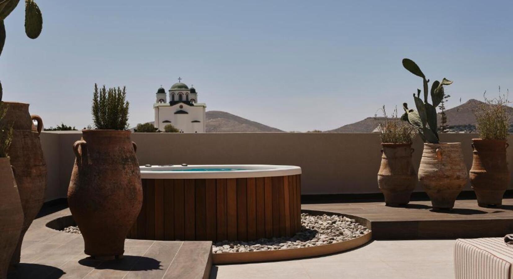 Rooftop hot tub