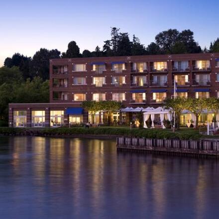 Woodmark Hotel