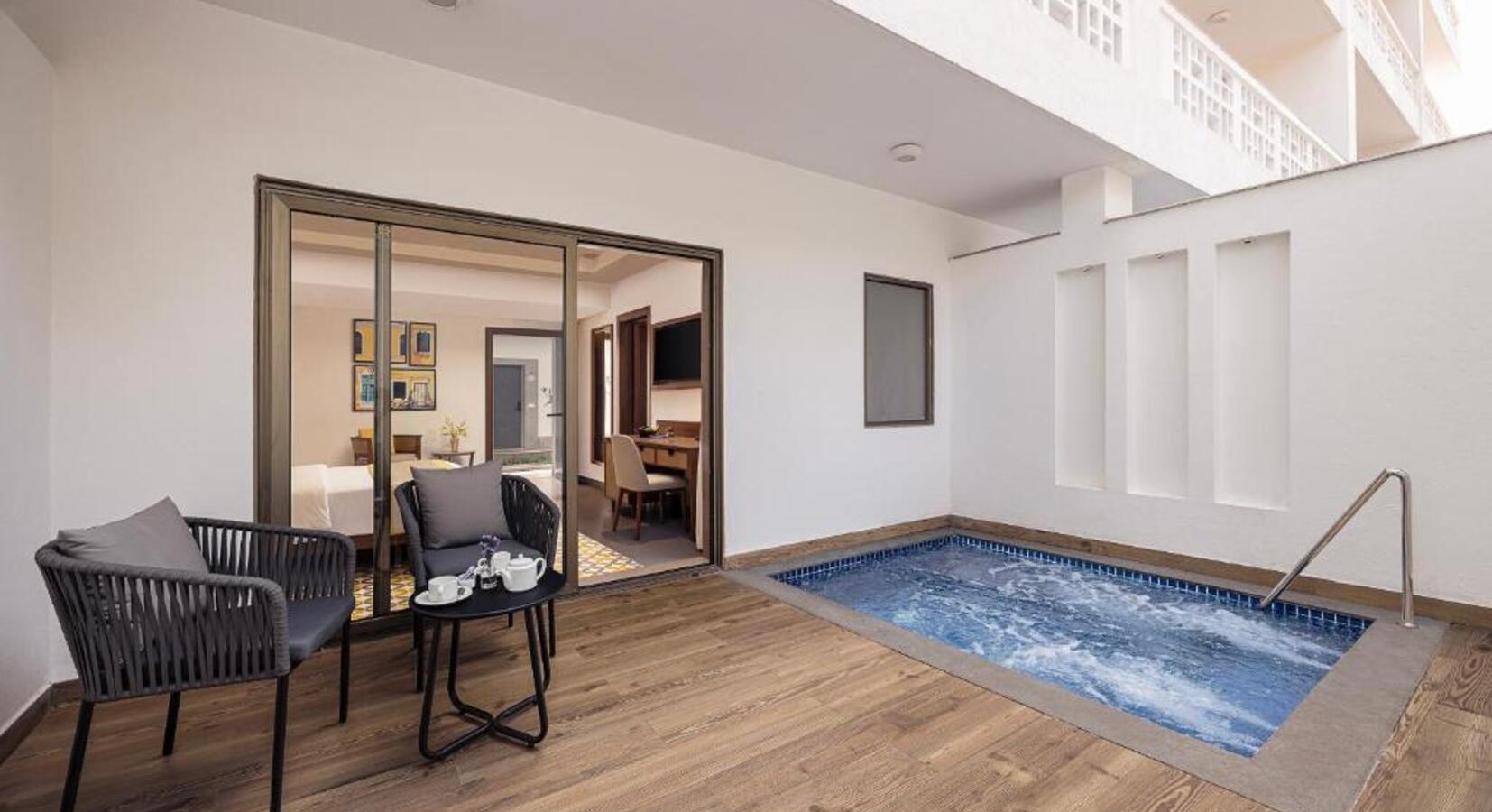 Premium Room with Plunge Pool