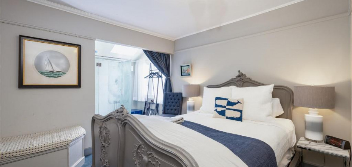 Whale Inn Nantucket Whale Inn, Half Moon Bay (California), United States of ...